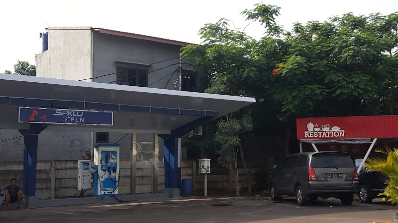 Pengisian mobil listrik (SPKLU) terdekat di Bekasi